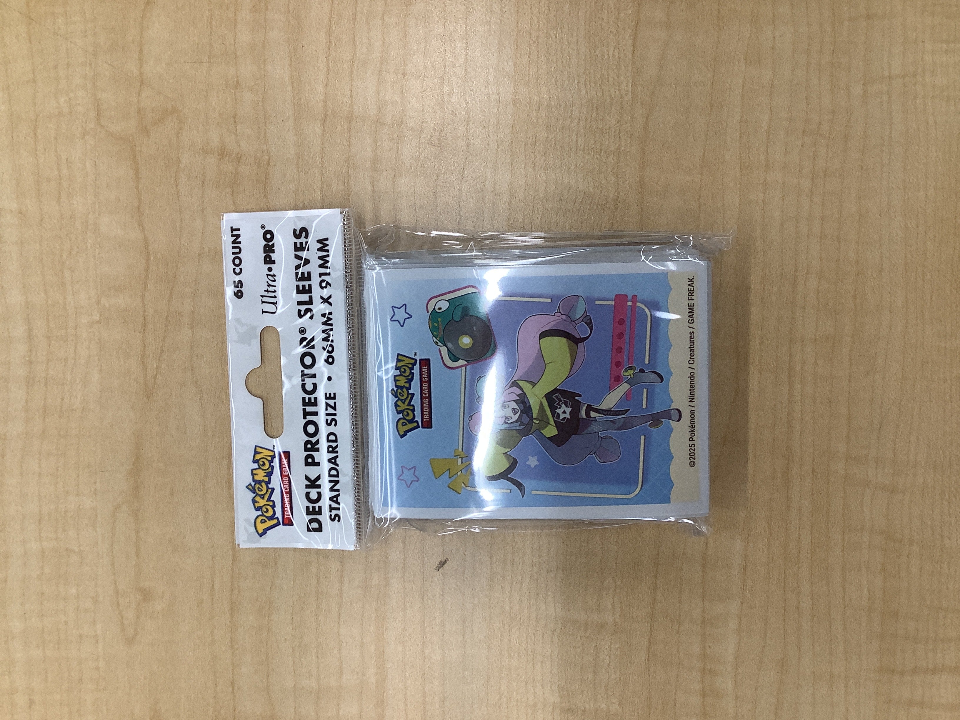 Ultra Pro Sleeves Pokemon Iono & Bellibolt Ultra Pro Sleeves Pokemon Iono & Bellibolt